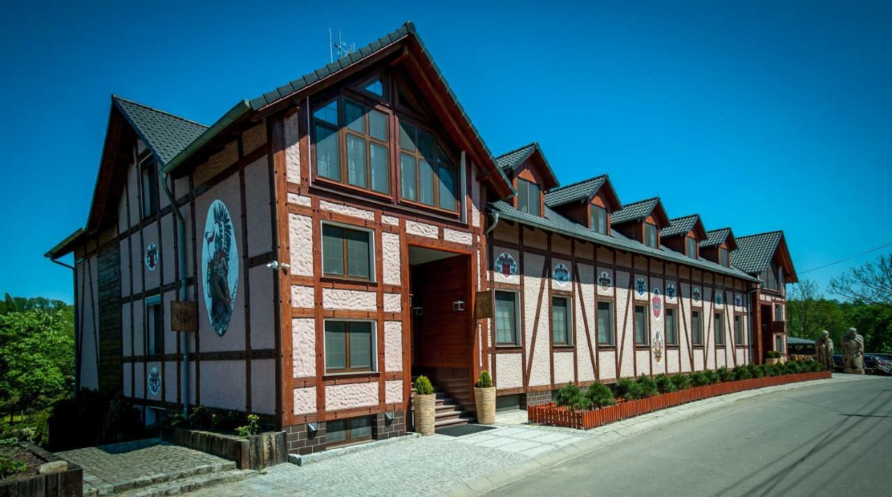Akademia Kuraszkow 호텔 Kuraszkow  외부 사진